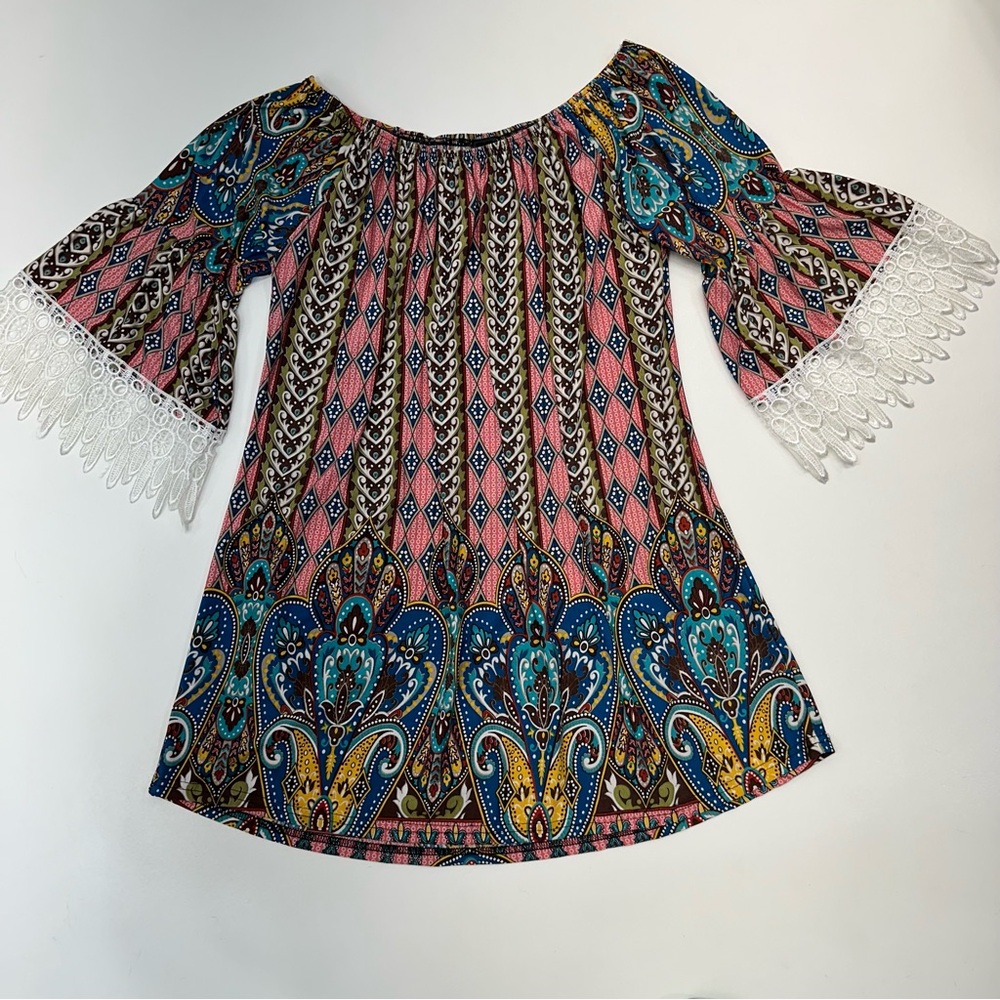 Win Win Paisley Lace Half Sleeve Vibrant Tunic Top Womens Size L/XL Lightweight